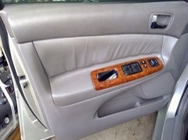 2002 TOYOTA CAMRY SILVER XLE 3.0  AT.  Z24887